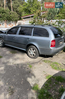 Универсал Skoda Octavia 2002 в 