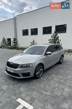 Универсал Skoda Octavia 2015 в Луцке