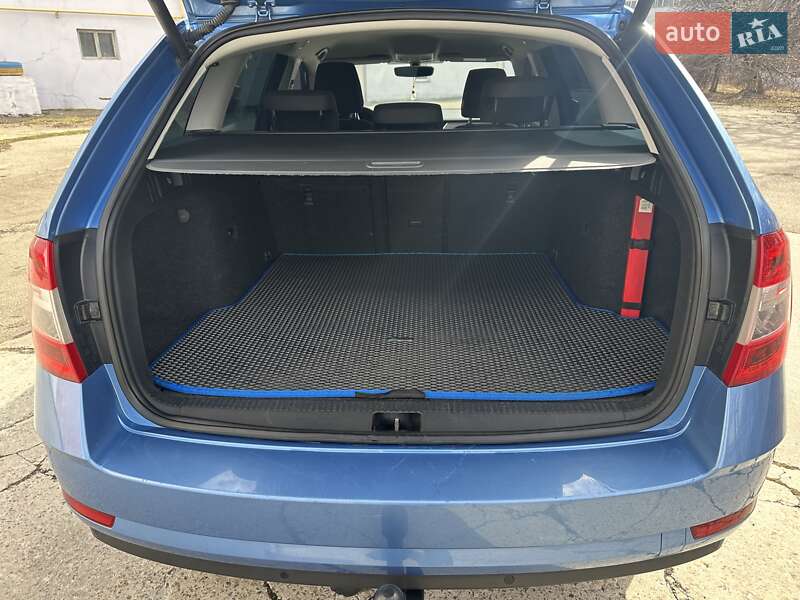 Универсал Skoda Octavia 2017 в Черкассах