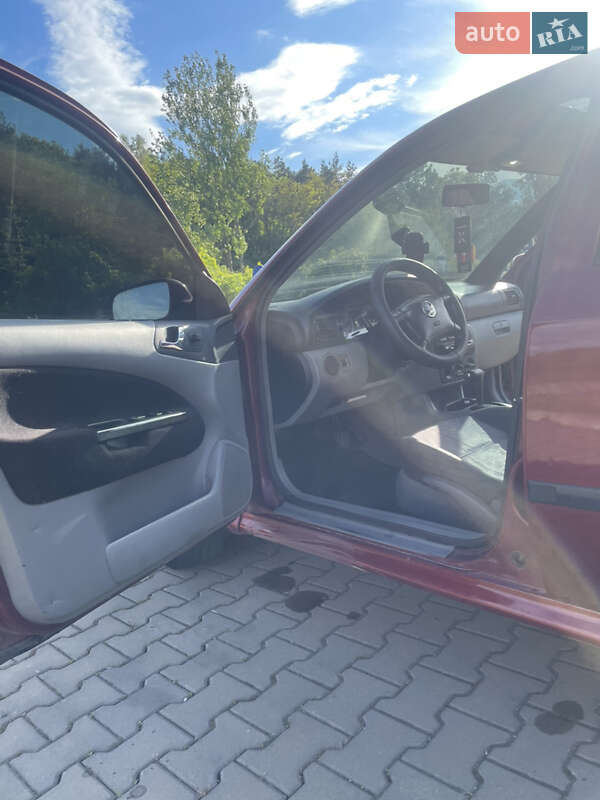 Лифтбек Skoda Octavia 1998 в Ужгороде