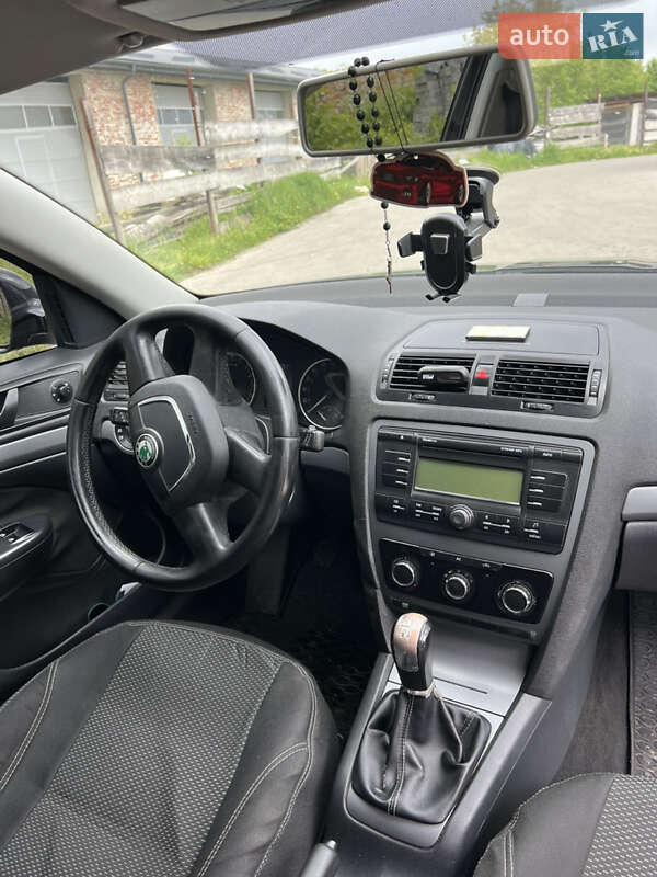 Лифтбек Skoda Octavia 2012 в Калуше фото 8 Лифтбек Skoda Octavia 2012 в Калуше