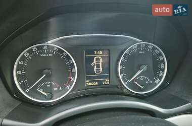 Універсал Skoda Octavia 2012 в 