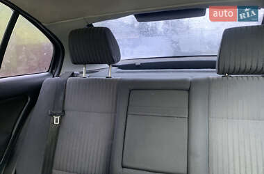 Лифтбек Skoda Octavia 2002 в 