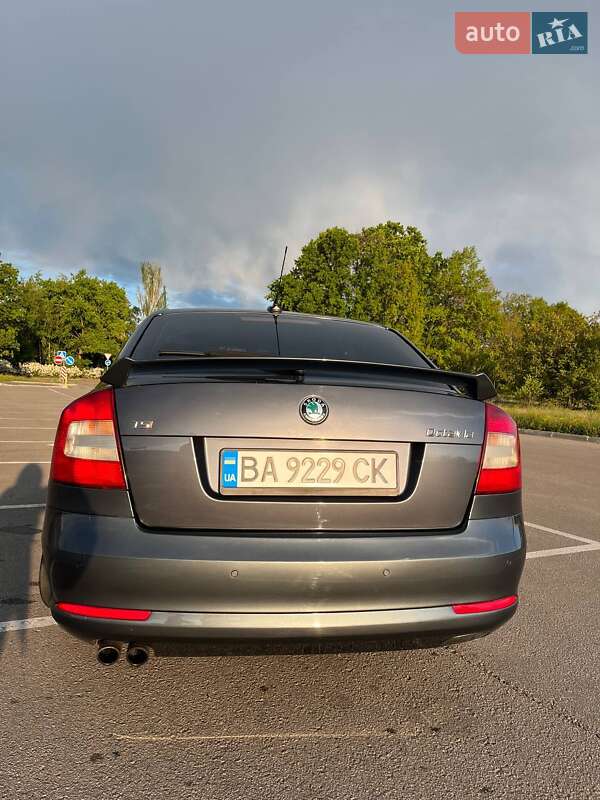 Ліфтбек Skoda Octavia 2010 в Кропивницькому
