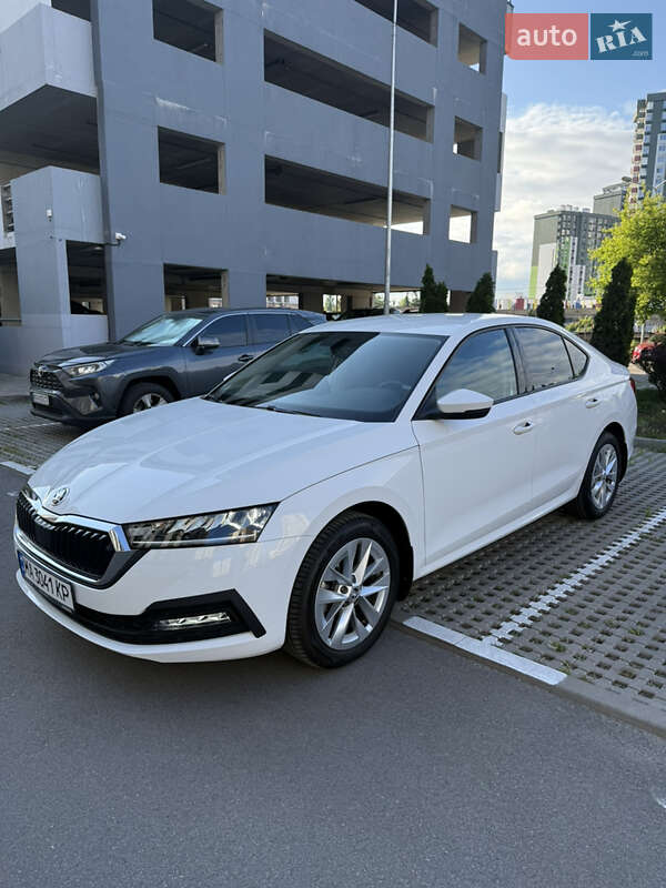 Лифтбек Skoda Octavia 2023 в 