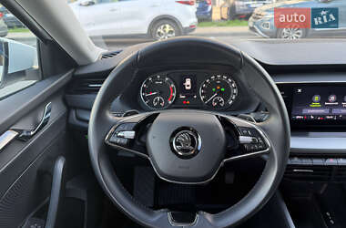 Лифтбек Skoda Octavia 2023 в 