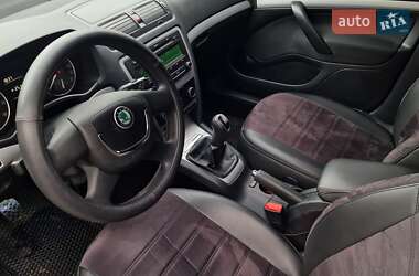 Ліфтбек Skoda Octavia 2012 в 