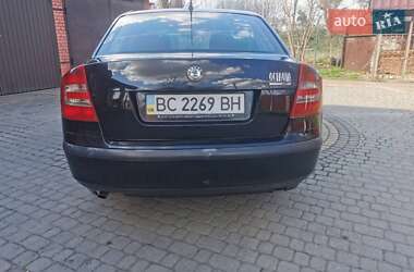 Лифтбек Skoda Octavia 2005 в 