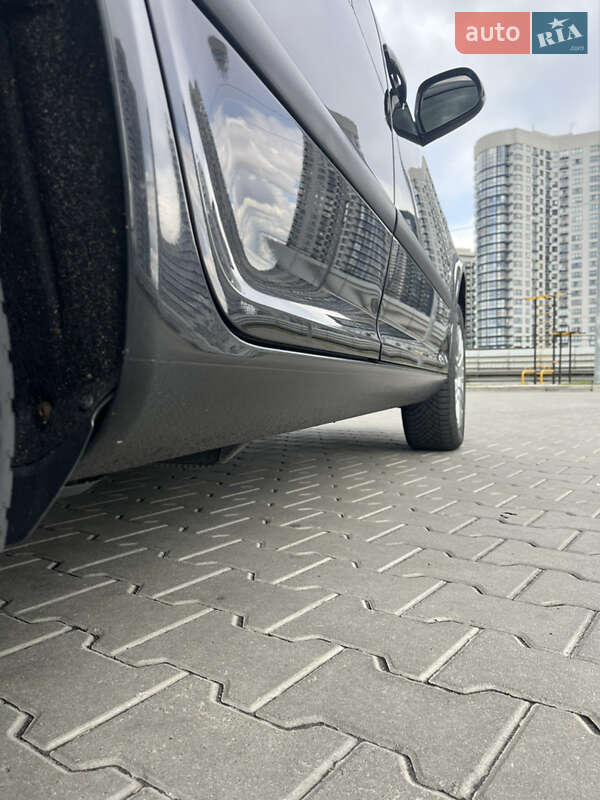 Універсал Skoda Octavia 2011 в Києві