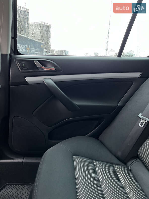 Універсал Skoda Octavia 2011 в Києві