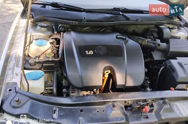 Лифтбек Skoda Octavia 2008 в 