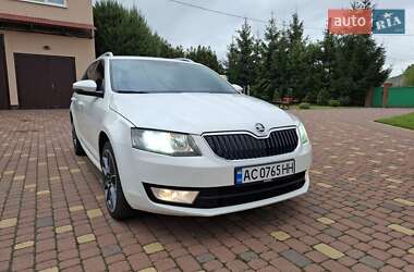Універсал Skoda Octavia 2016 в Нововолинську