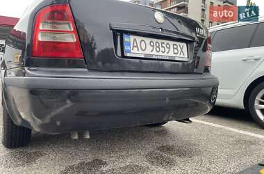 Ліфтбек Skoda Octavia 2001 в 