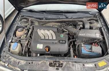 Ліфтбек Skoda Octavia 2001 в 