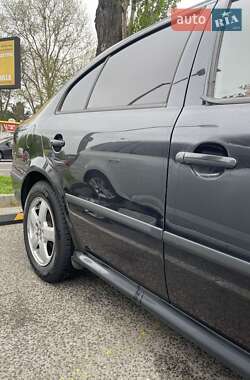 Ліфтбек Skoda Octavia 2001 в 