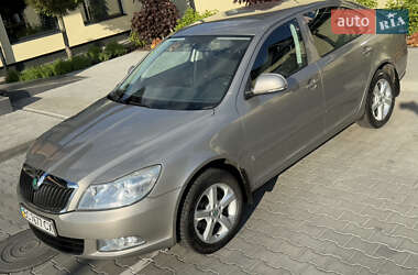 Лифтбек Skoda Octavia 2013 в 