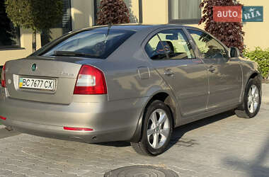 Лифтбек Skoda Octavia 2013 в 