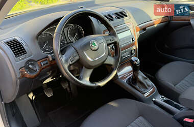 Лифтбек Skoda Octavia 2013 в 