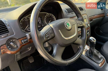 Лифтбек Skoda Octavia 2013 в 