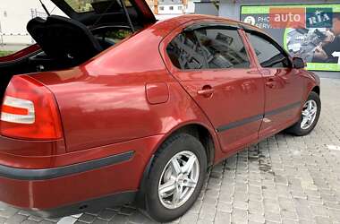 Лифтбек Skoda Octavia 2006 в 