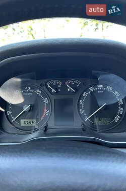 Универсал Skoda Octavia 2002 в 