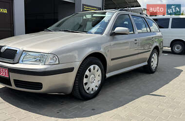 Універсал Skoda Octavia 2008 в Луцьку