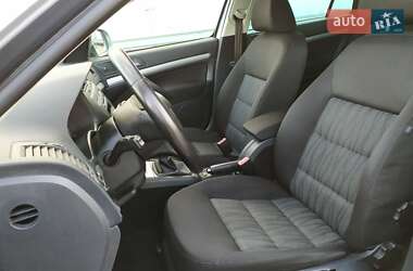 Универсал Skoda Octavia 2012 в 
