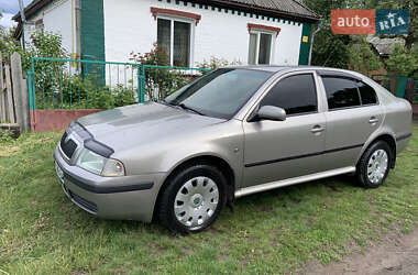 Ліфтбек Skoda Octavia 2001 в 