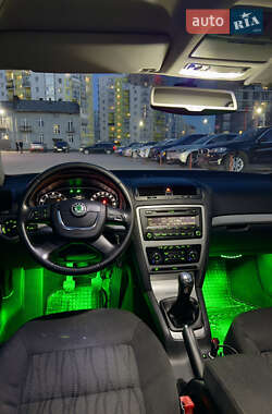 Универсал Skoda Octavia 2009 в 