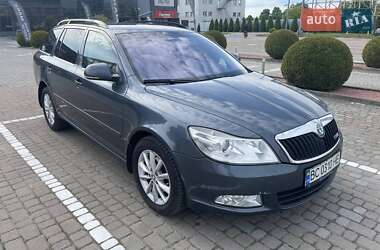 Универсал Skoda Octavia 2011 в 