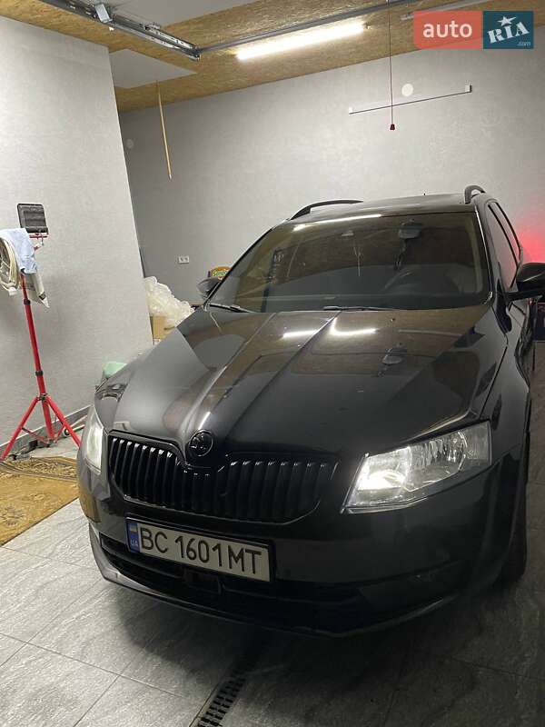 Універсал Skoda Octavia 2016 в Львові