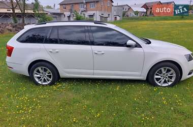 Универсал Skoda Octavia 2020 в 
