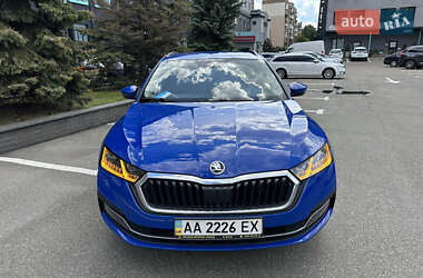 Универсал Skoda Octavia 2021 в 