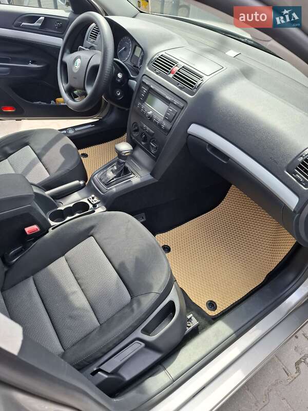 Универсал Skoda Octavia 2006 в Хмельницком