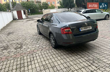 Ліфтбек Skoda Octavia 2018 в 