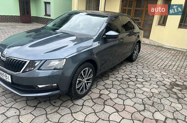 Ліфтбек Skoda Octavia 2018 в 