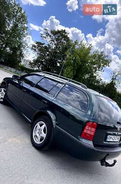 Универсал Skoda Octavia 2002 в 
