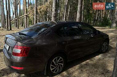 Лифтбек Skoda Octavia 2013 в 