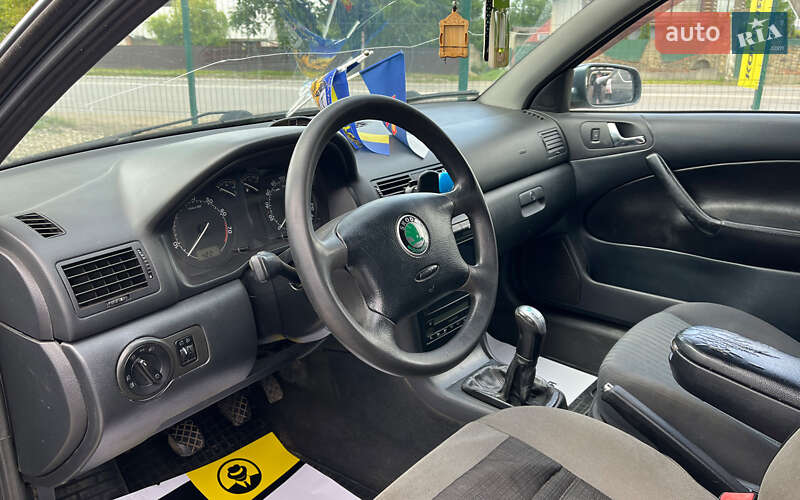 Лифтбек Skoda Octavia 2004 в Коломые