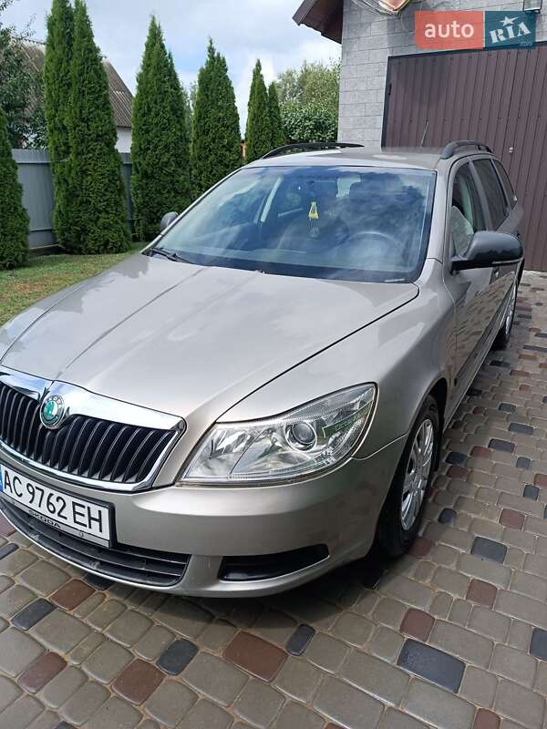 Универсал Skoda Octavia 2012 в Любомле
