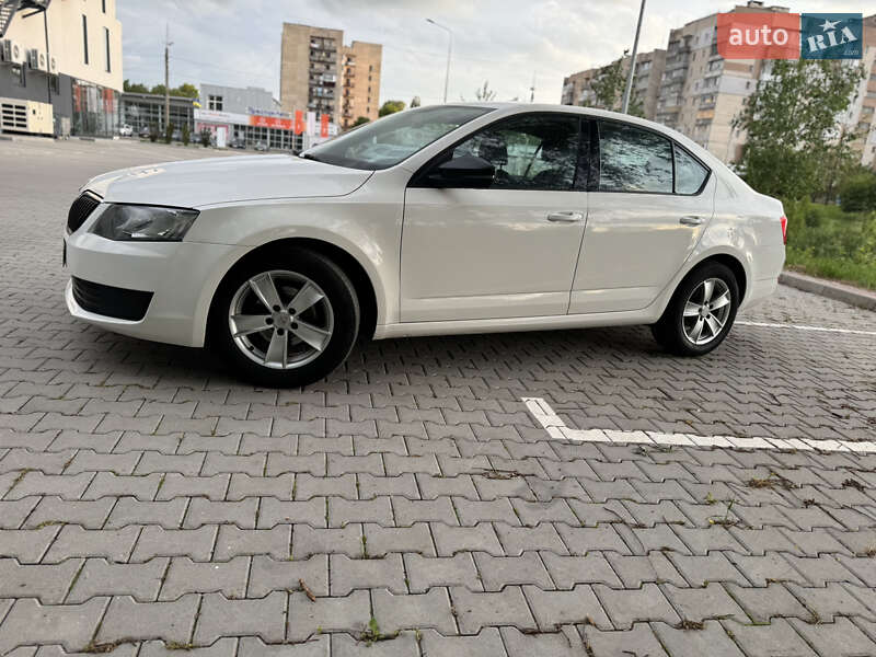 Лифтбек Skoda Octavia 2016 в Хмельницком