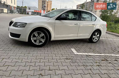 Лифтбек Skoda Octavia 2016 в 