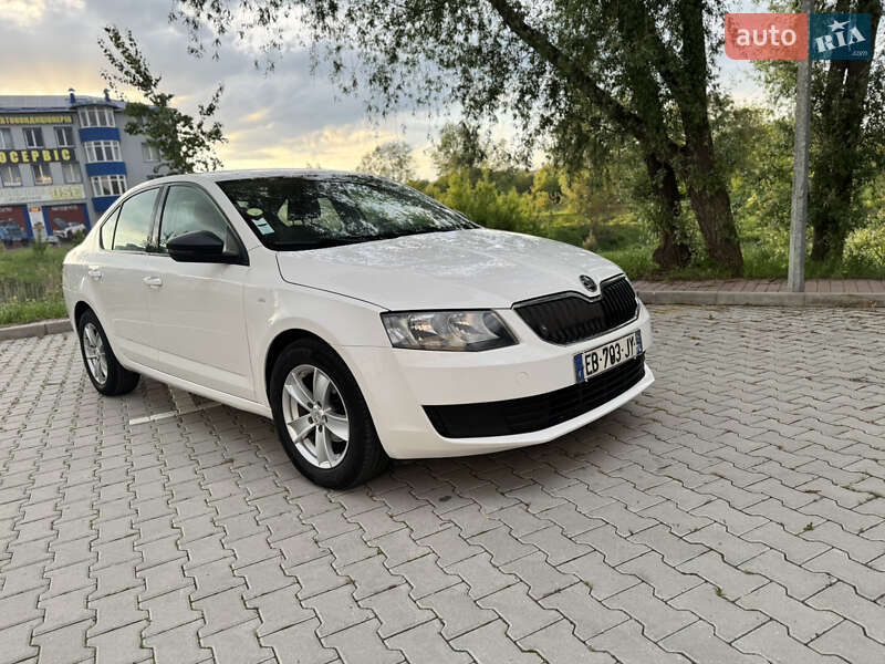 Лифтбек Skoda Octavia 2016 в Хмельницком