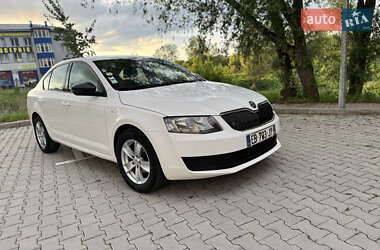 Лифтбек Skoda Octavia 2016 в 