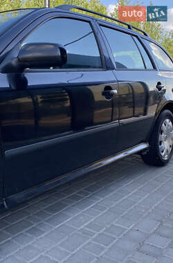 Универсал Skoda Octavia 2002 в 
