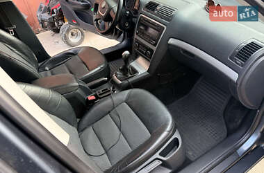 Универсал Skoda Octavia 2010 в 