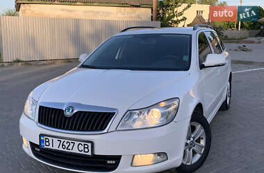 Универсал Skoda Octavia 2012 в 