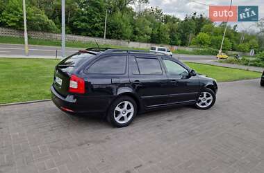 Універсал Skoda Octavia 2012 в 