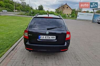 Універсал Skoda Octavia 2012 в 