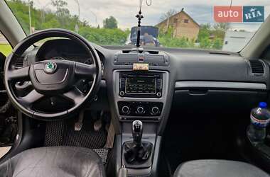 Універсал Skoda Octavia 2012 в 